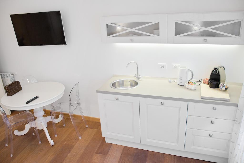 Superior King Room,103897712:JPEG