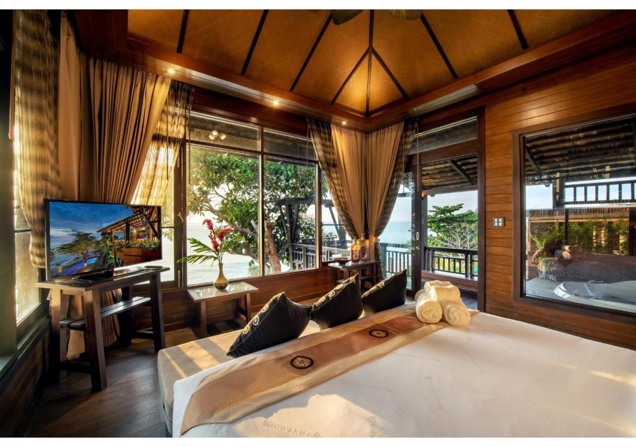 Villa 1 Chambre avec Piscine et Jacuzzi - Côté Plage