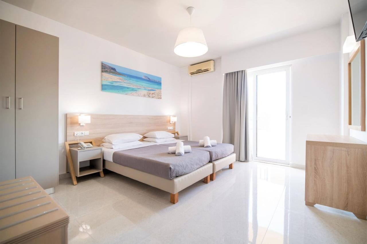 Superior Family Room