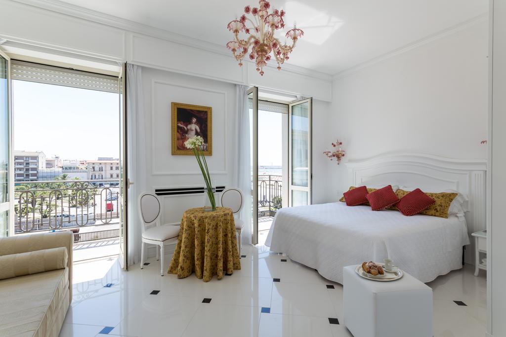 Exclusive Double Room with Partial Sea View with Two Balconies,110767617:JPEG
