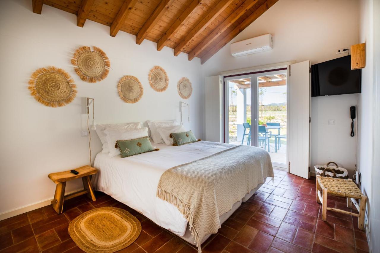 Three-Bedroom Apartment,1115909982:JPEG