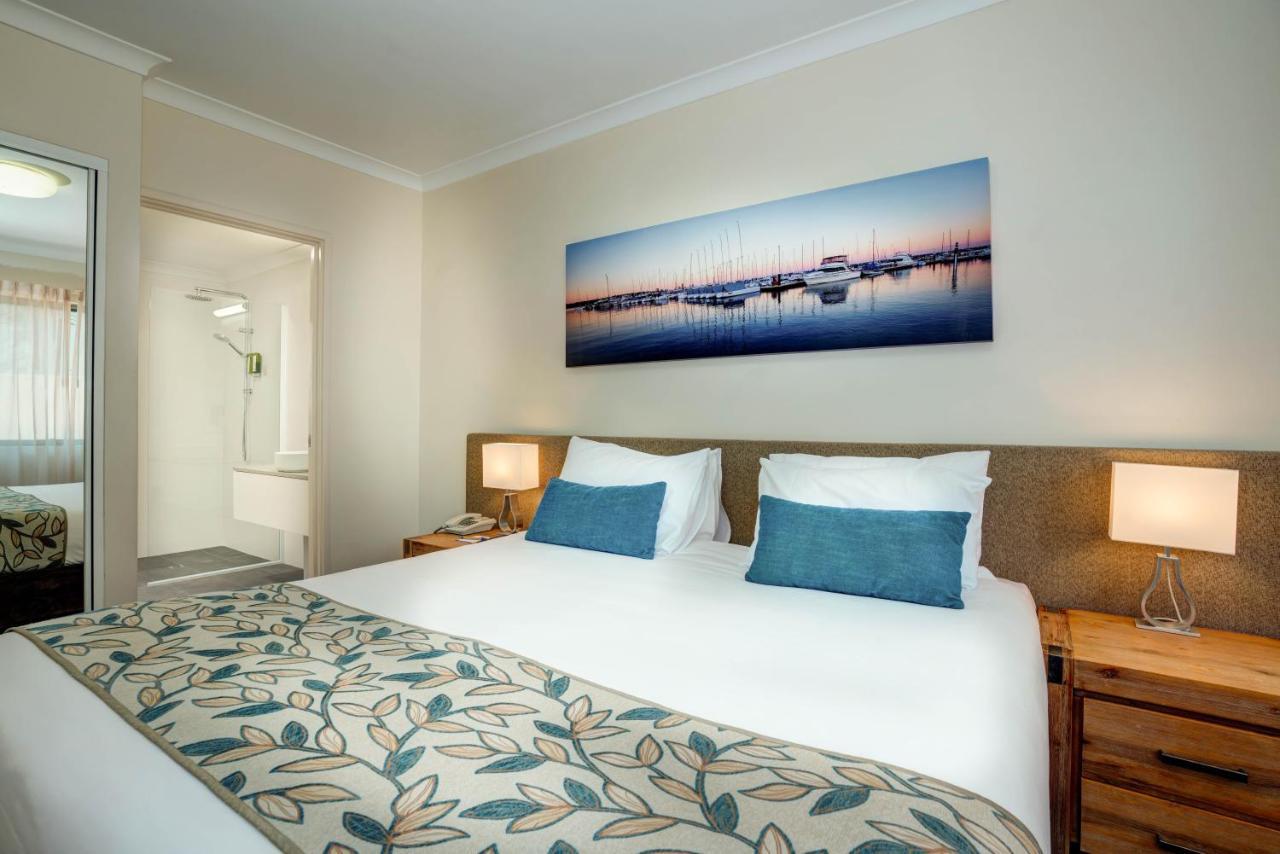 One-Bedroom Apartment,1132423683:JPEG