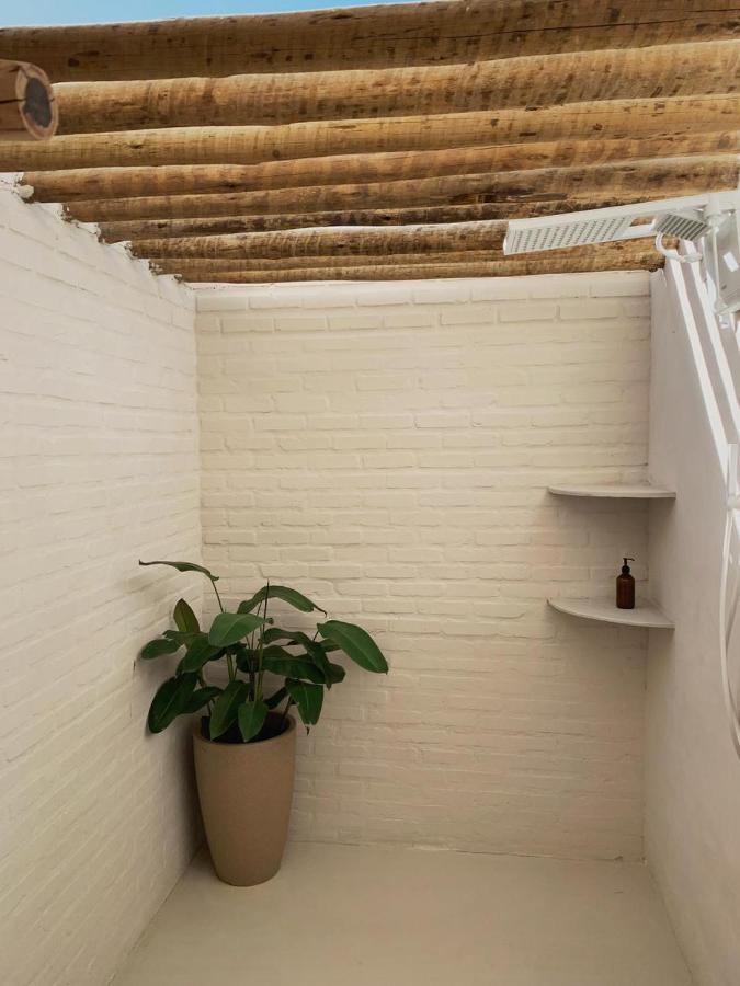 Bungalow with Garden View,1143531874:JPEG