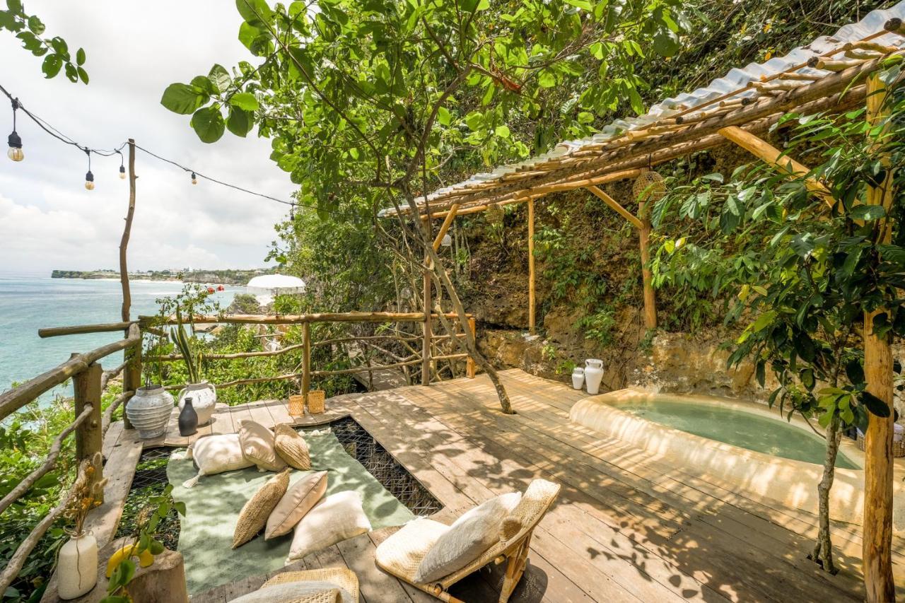 Suite with Private Pool,1162152363:JPEG