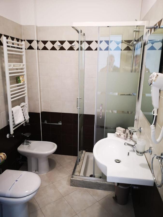 Economy Triple Room