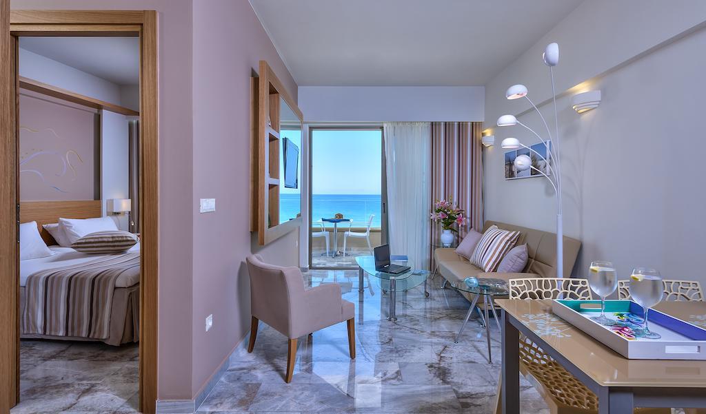 One-Bedroom Apartment Sea View,116449706:JPEG