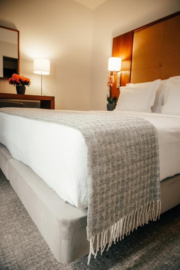 Deluxe Double or Twin Room Private Terrace,1209194065:JPEG