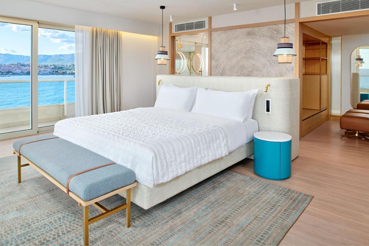 Suite Presidencial de 2 dormitorios con balcón y vistas al mar