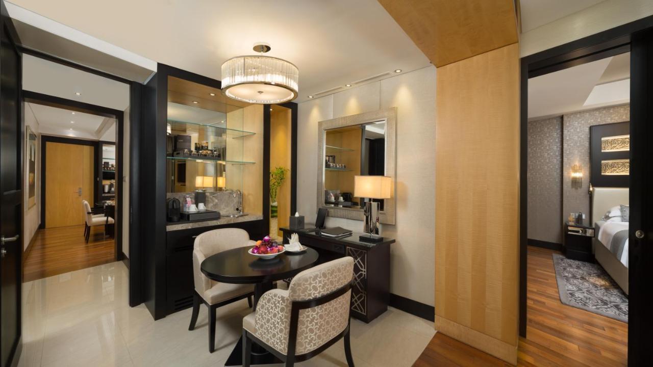 Corner Suite - Access to Snow Park in Ski Dubai for 2, Lounge Access including Afternoon Tea, Evening Cocktail Hours, Soft Refreshments & Canapes