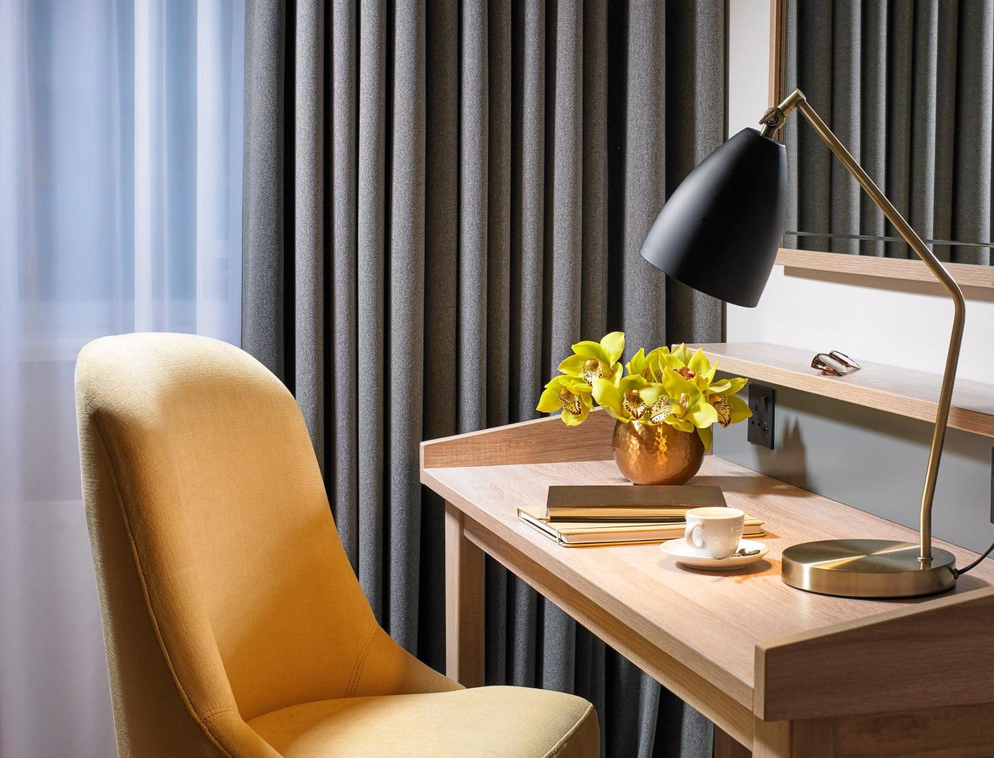 Superior King Room