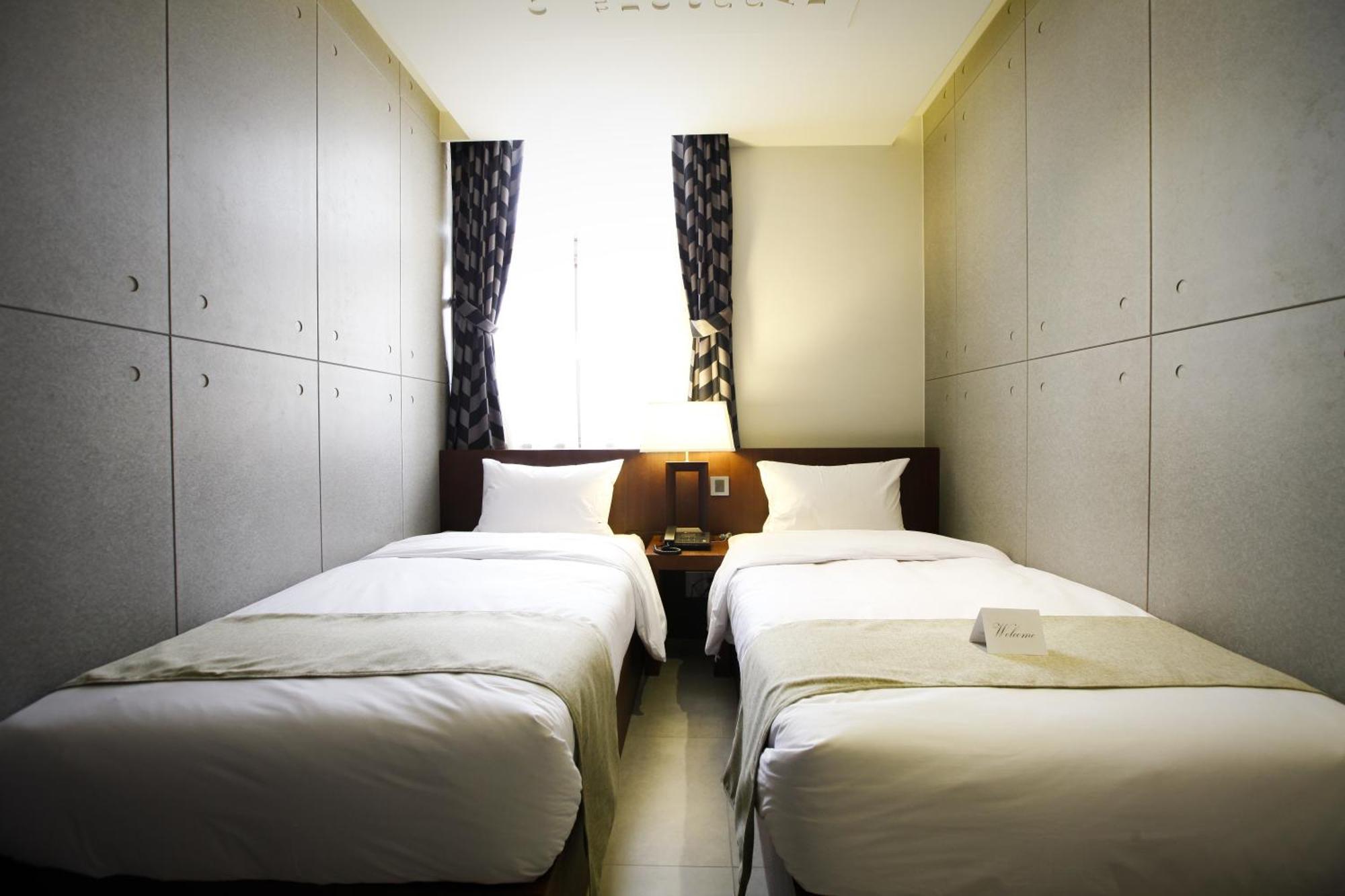 Standard Twin Room,1213982419:JPEG