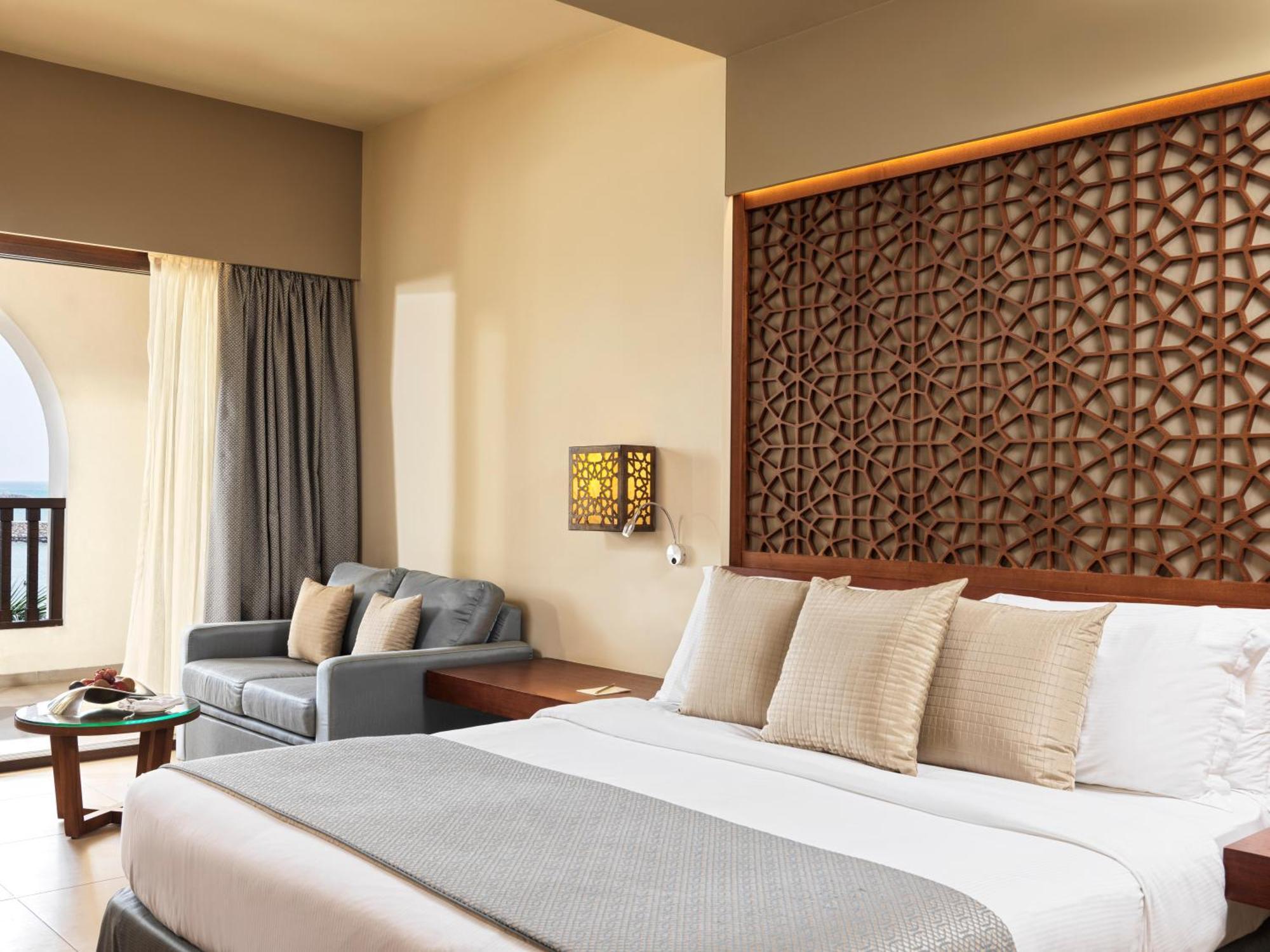 Deluxe Room King Bed Aqua Park Entrance