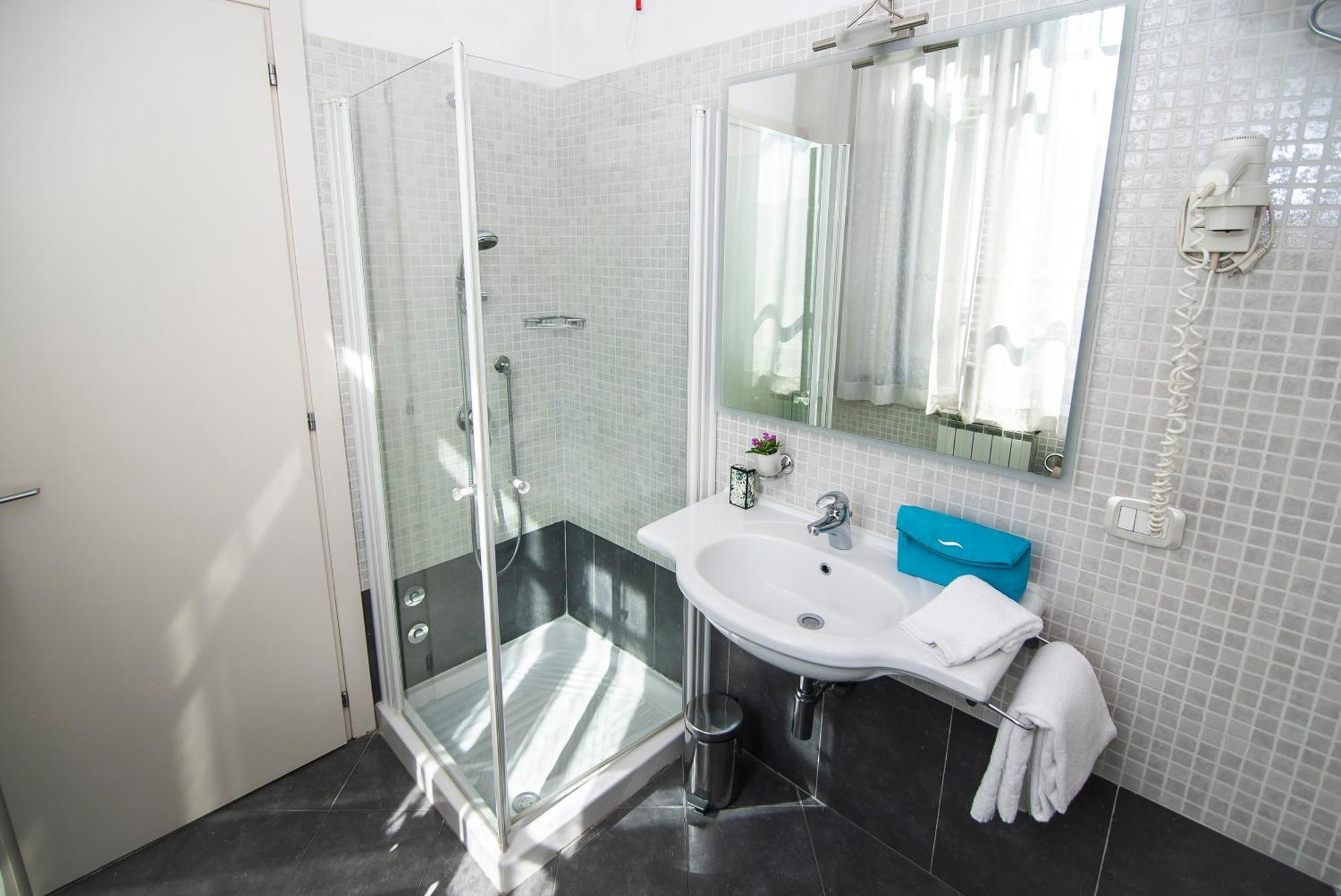 Double Room Street View