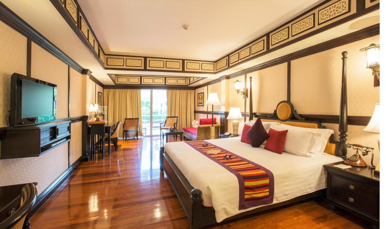 Grand Deluxe Room