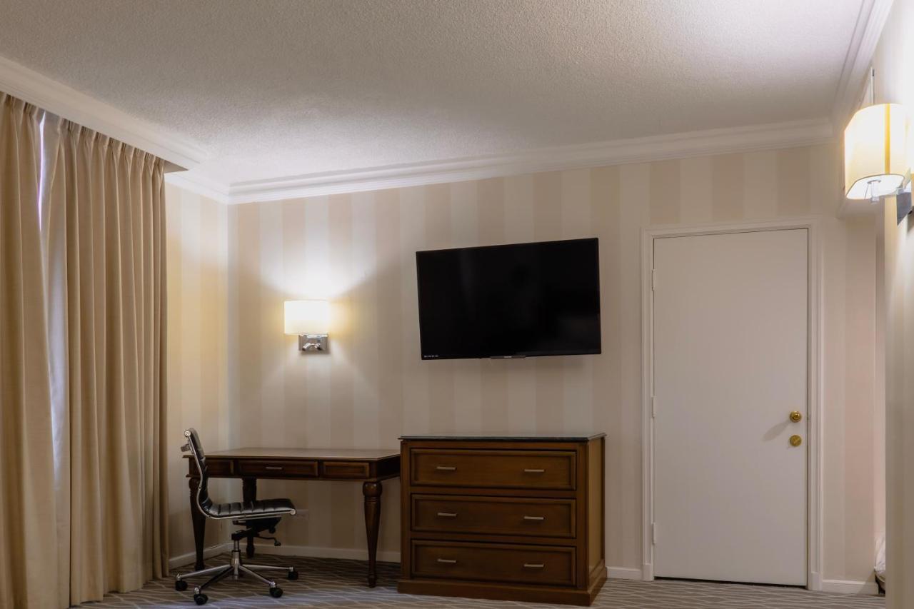 Executive King Room