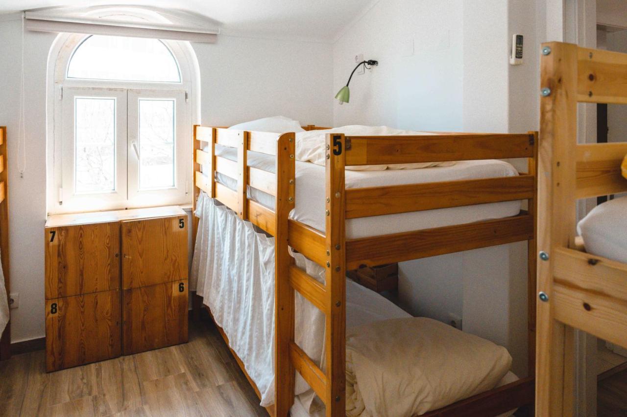 Bunk Bed Mixed Dormitory Room,1251304714:JPEG