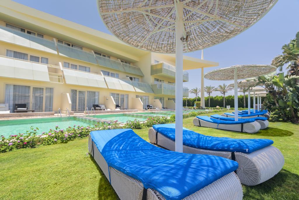 Chambre Double de Luxe avec Piscine Privée - Vue sur Mer