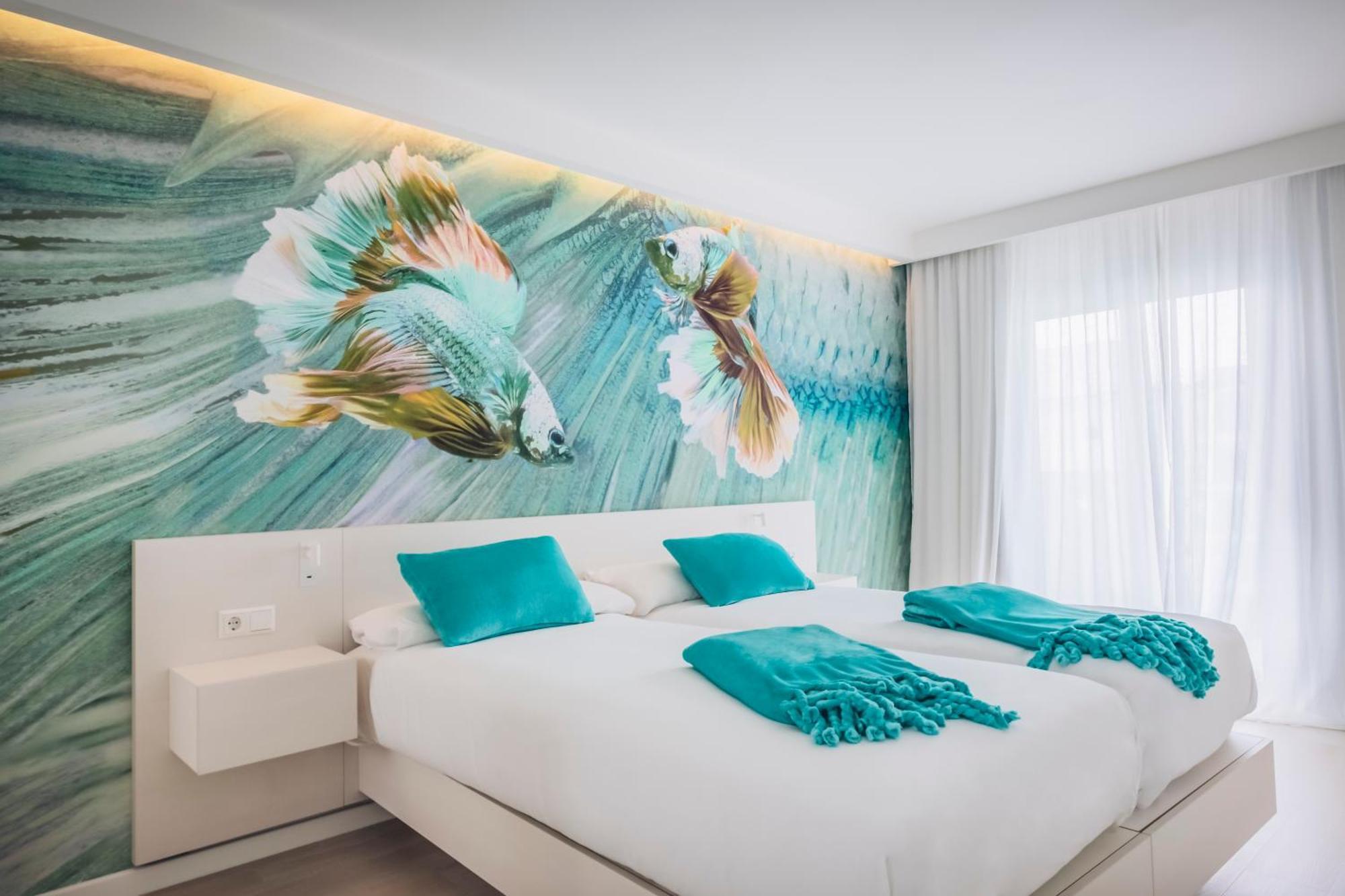 Quarto Familiar com Vista Mar