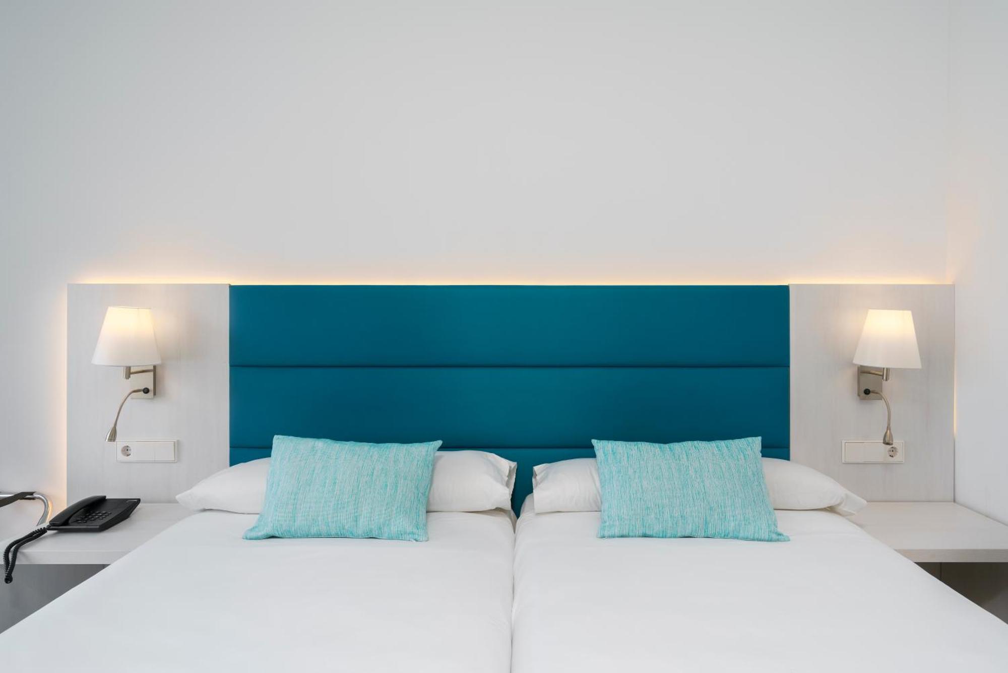 Superior Double Room with Terrace,1272364324:JPEG