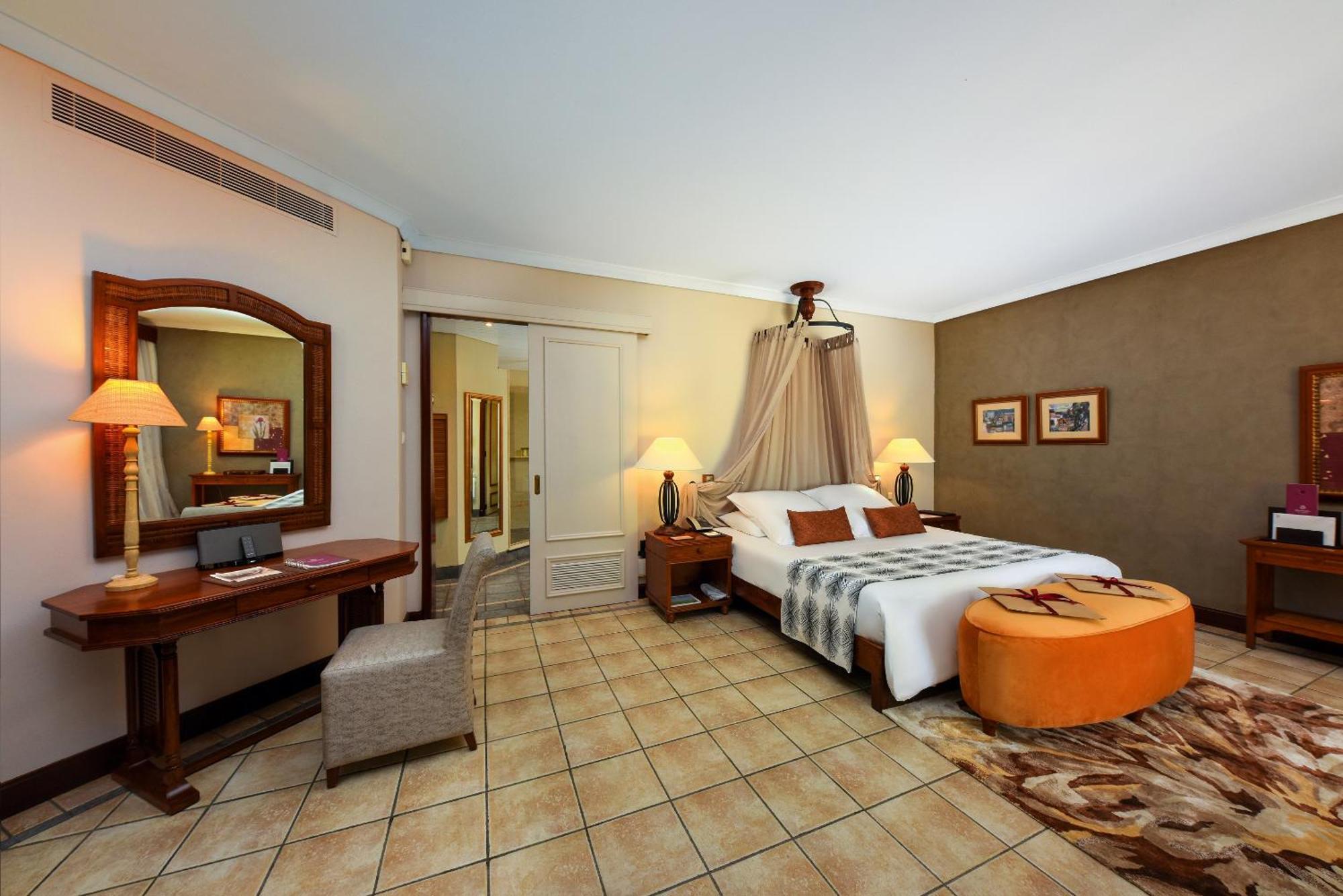 Senior Suite Beachfront,1283069200:JPEG