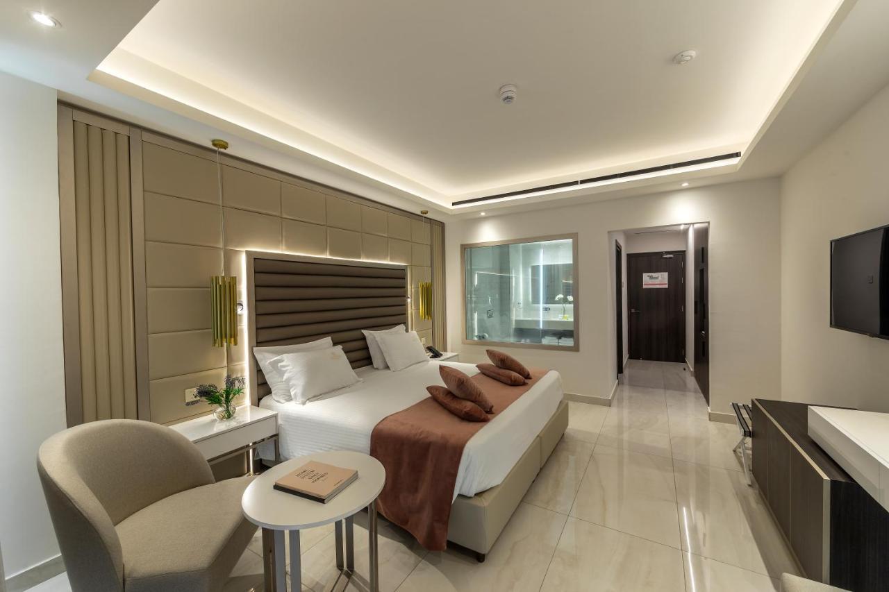 Suite with Sea View