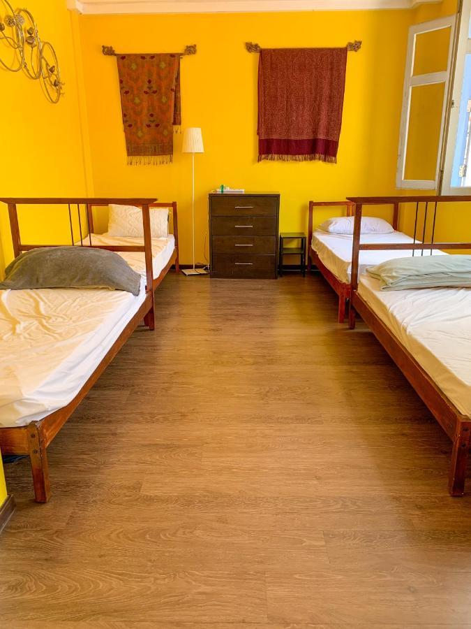 Single Bed Female Dormitory Room,1596876852:JPEG