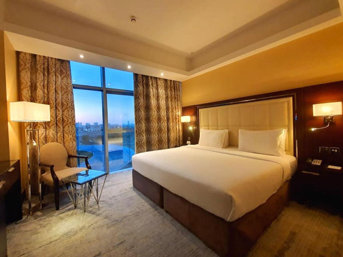 Deluxe Suite met 1 Slaapkamer en Uitzicht op Kreek