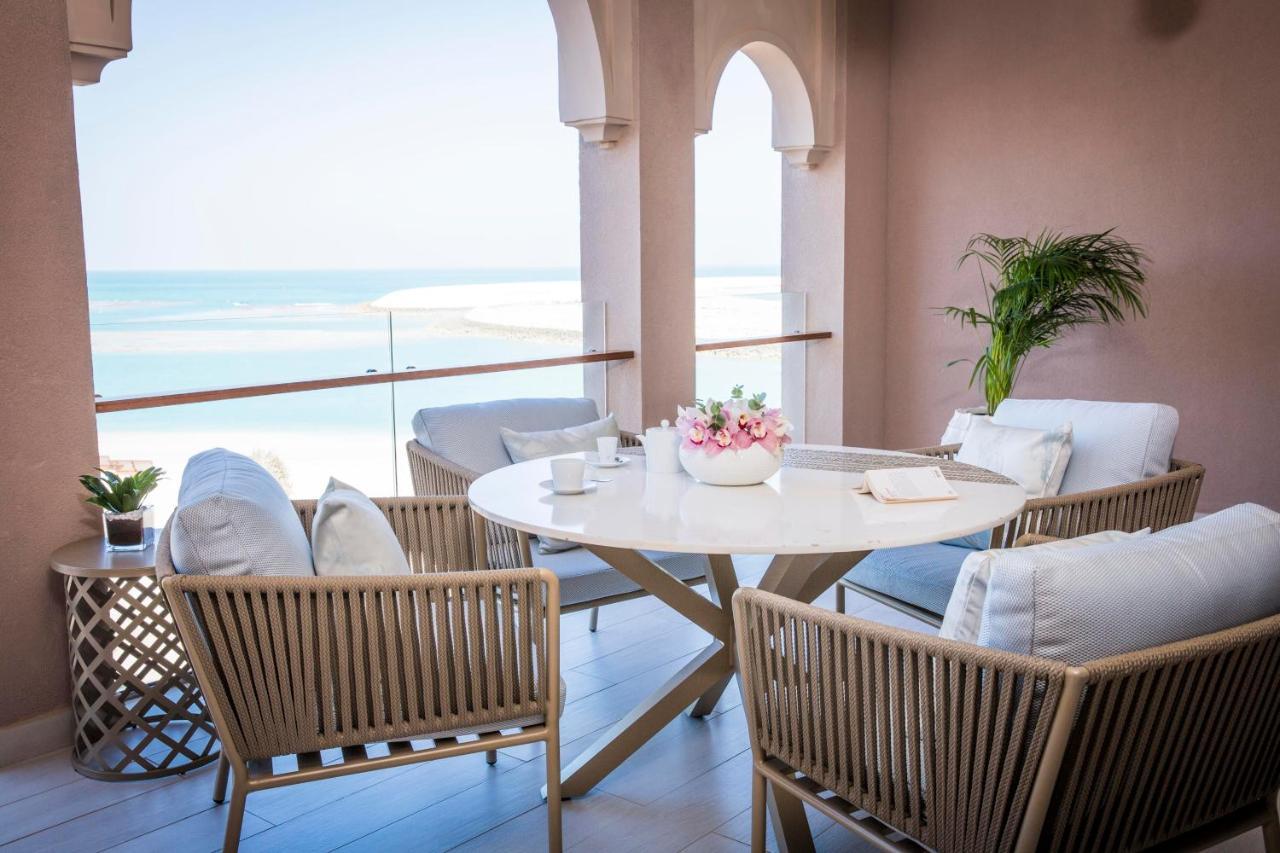 Ocean Deluxe King Room