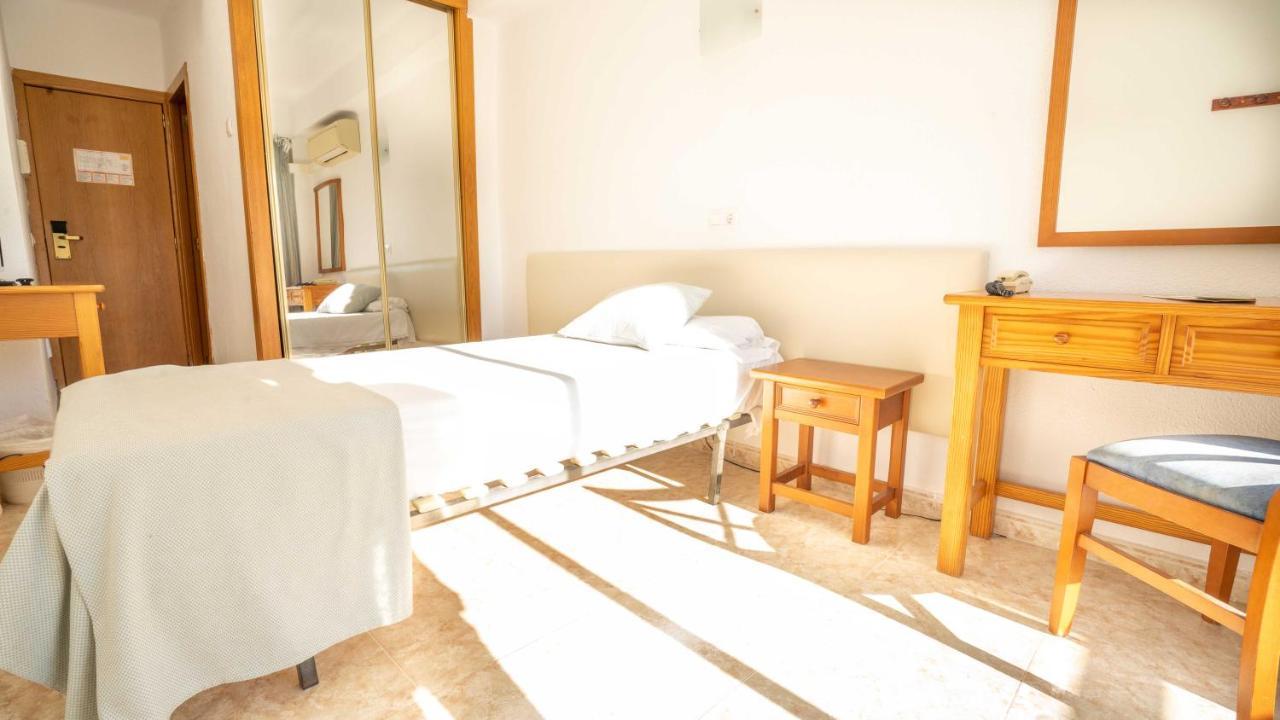 Single Room Balcony