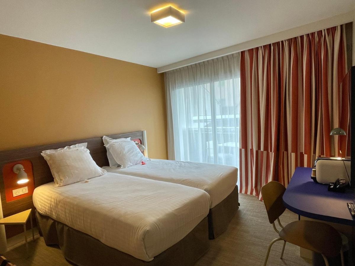 Prestige Twin Room