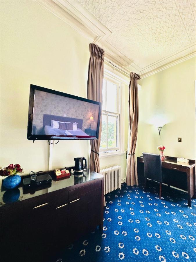 Superior King Room with Sun Room and Harbour View