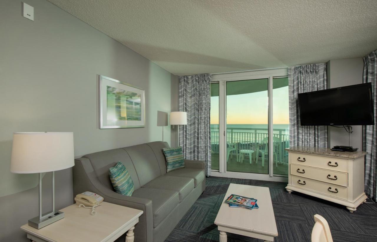One-Bedroom Corner Suite