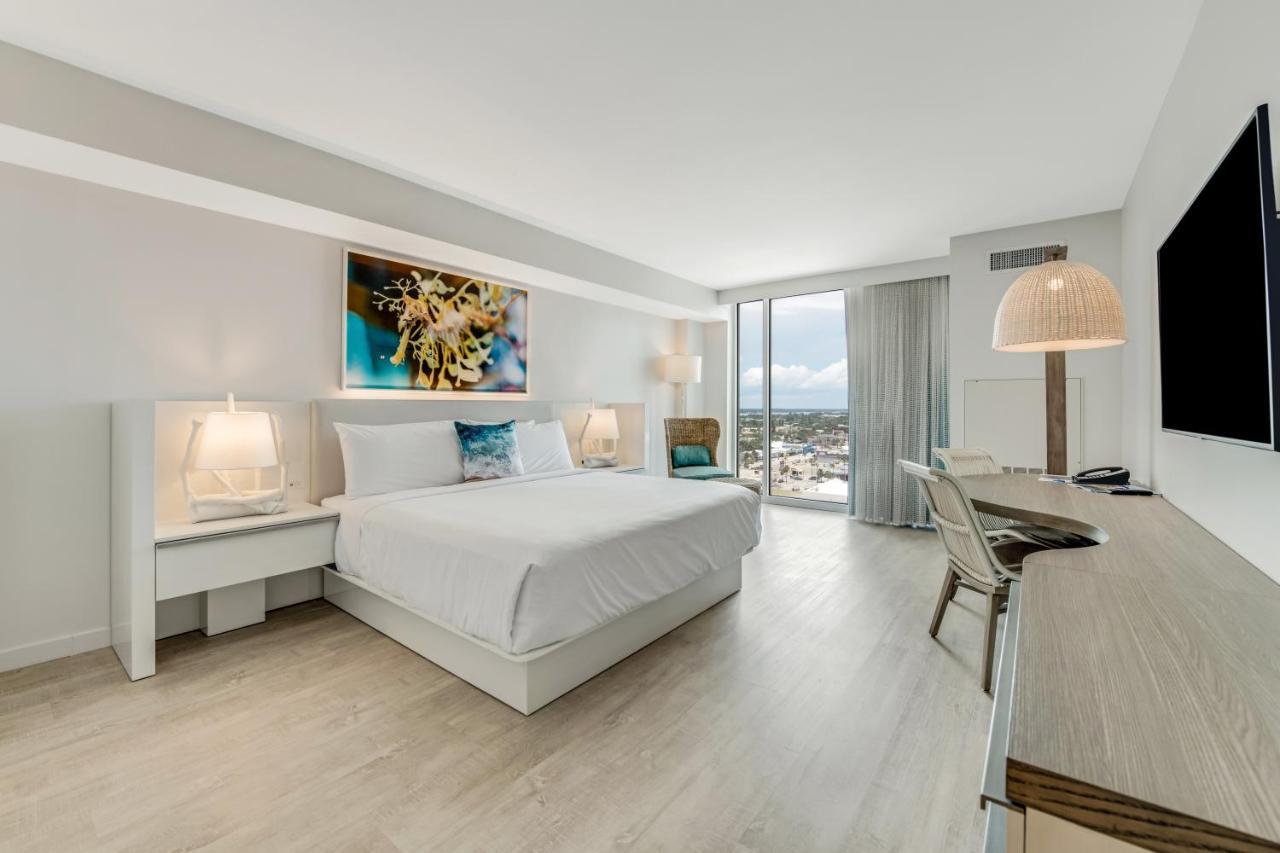 Kamer met Kingsize Bed en Uitzicht op de Stad