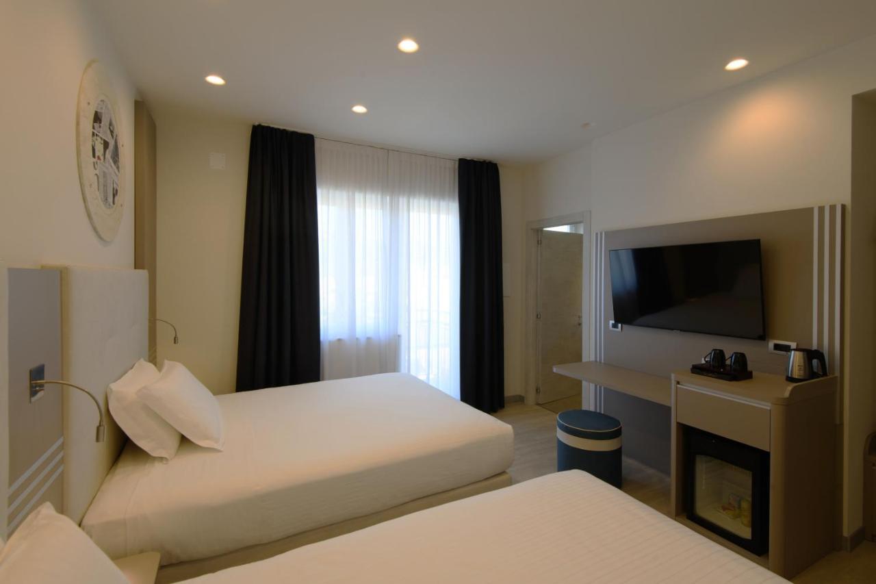 Superior Double or Twin Room,1420908837:JPEG
