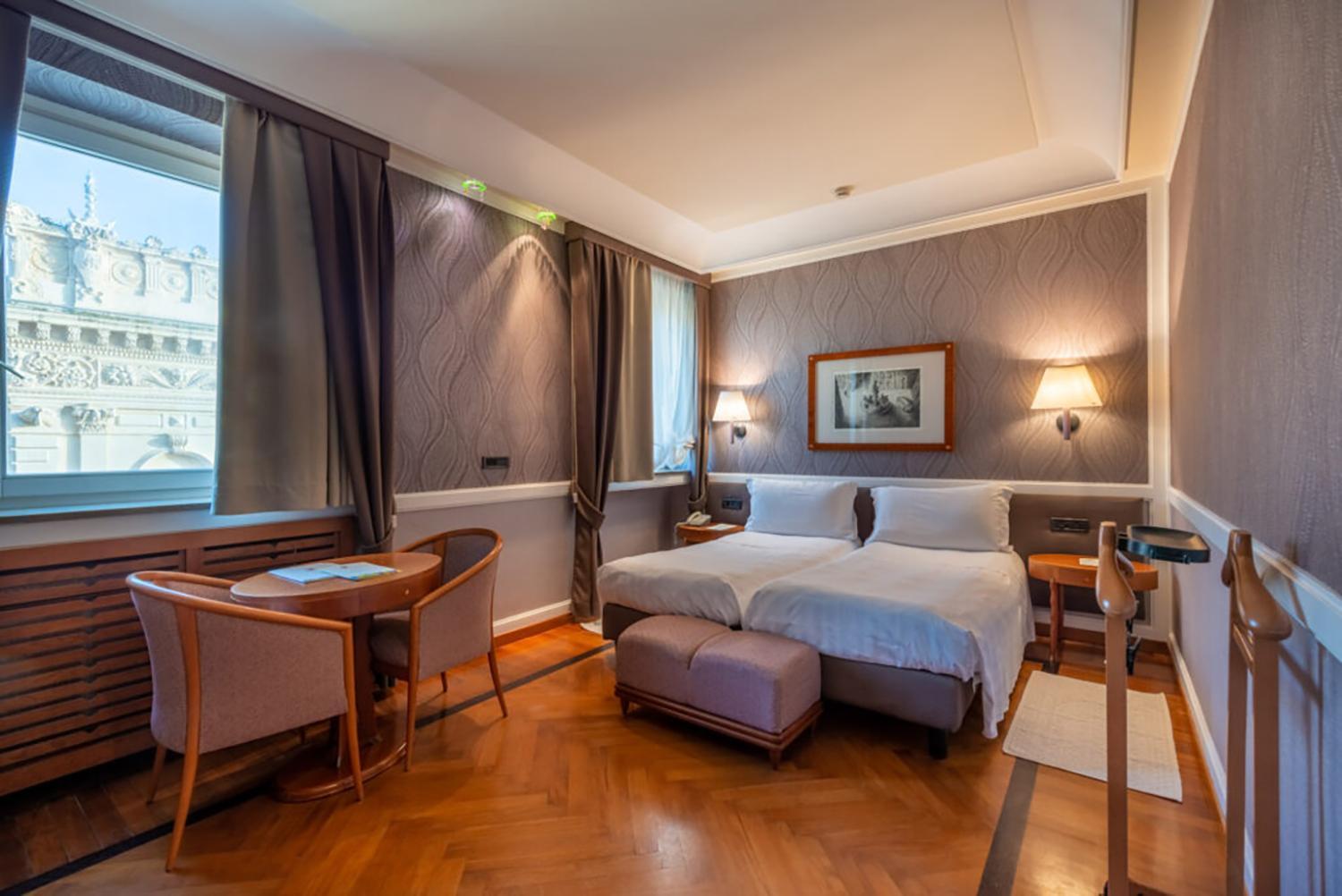 Deluxe Double Room,1498539304:JPEG