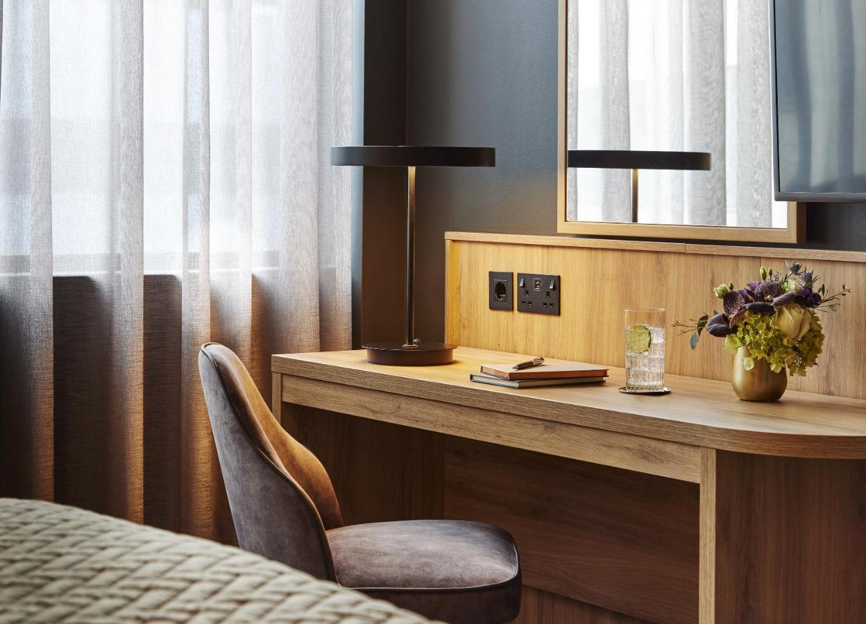 Premium King Room