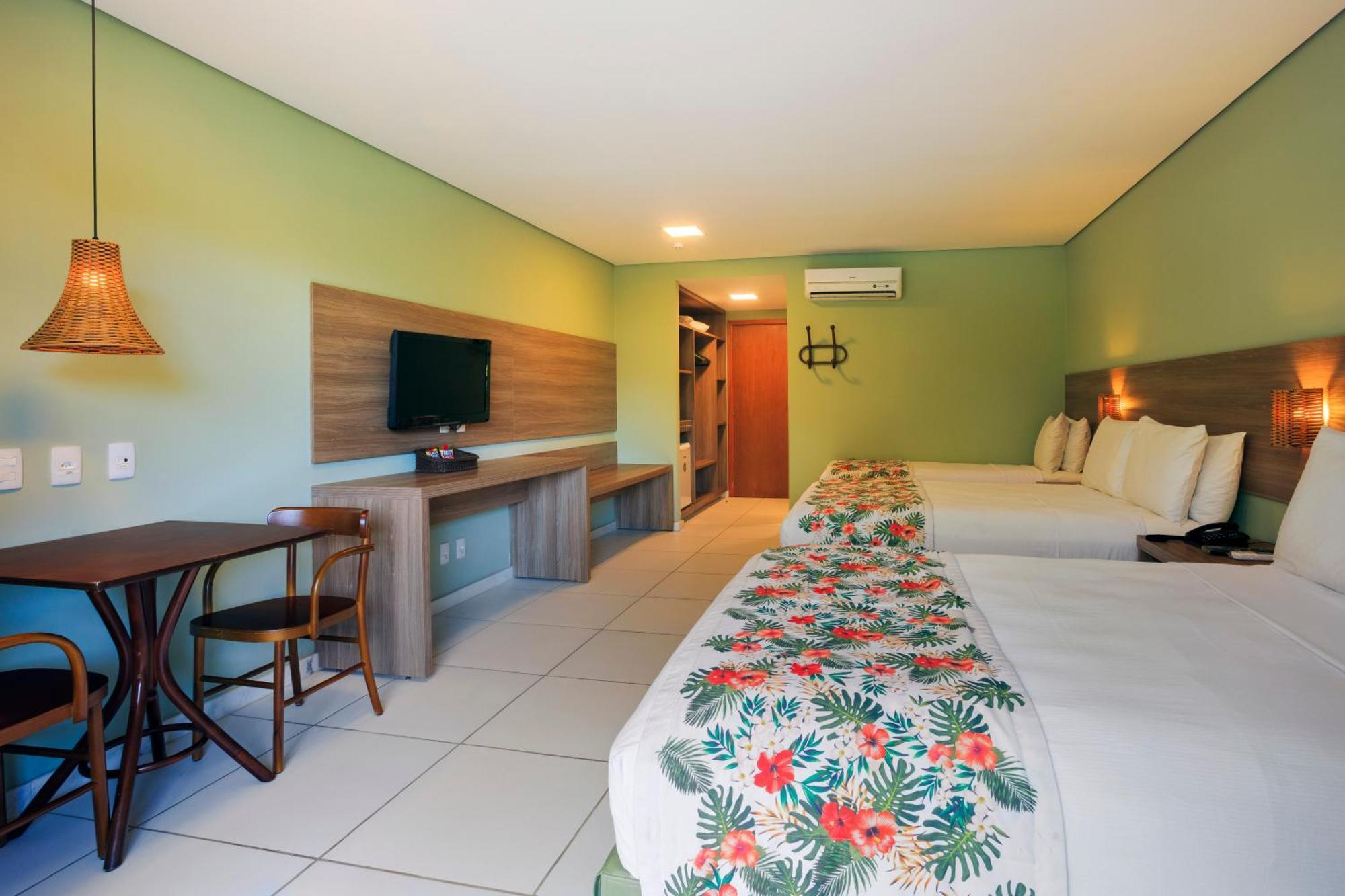 Habitación Familiar Superior (3 adultos + 2 niños)