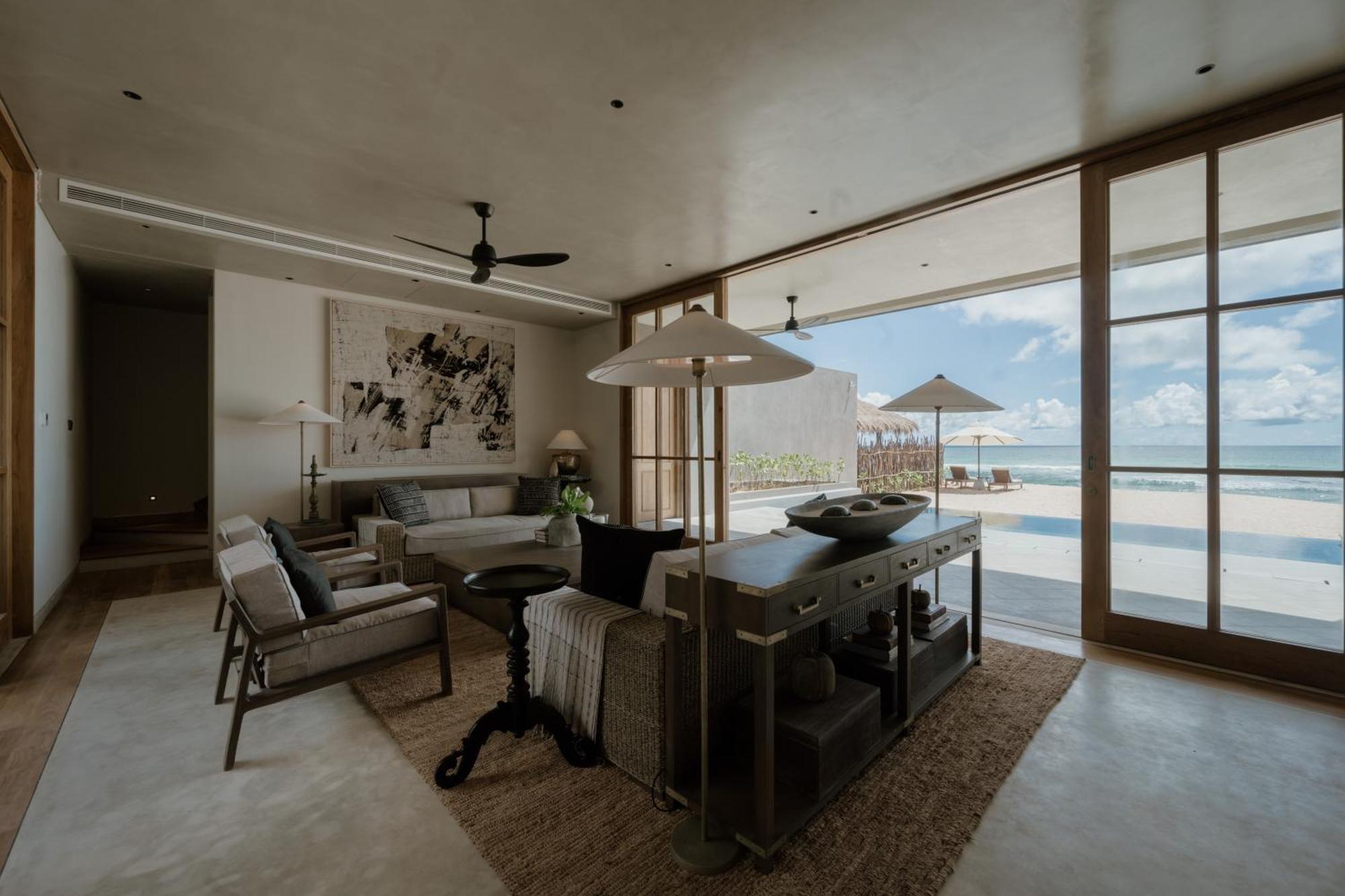 Villa Kyra (with one way airport transfer)