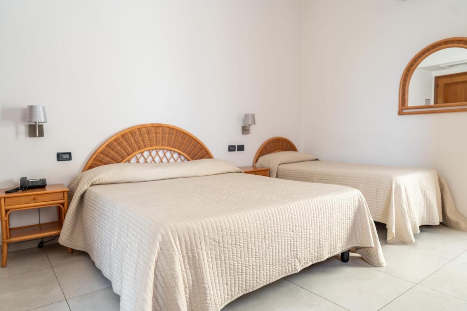Chambre Triple Standard - Vue sur Mer