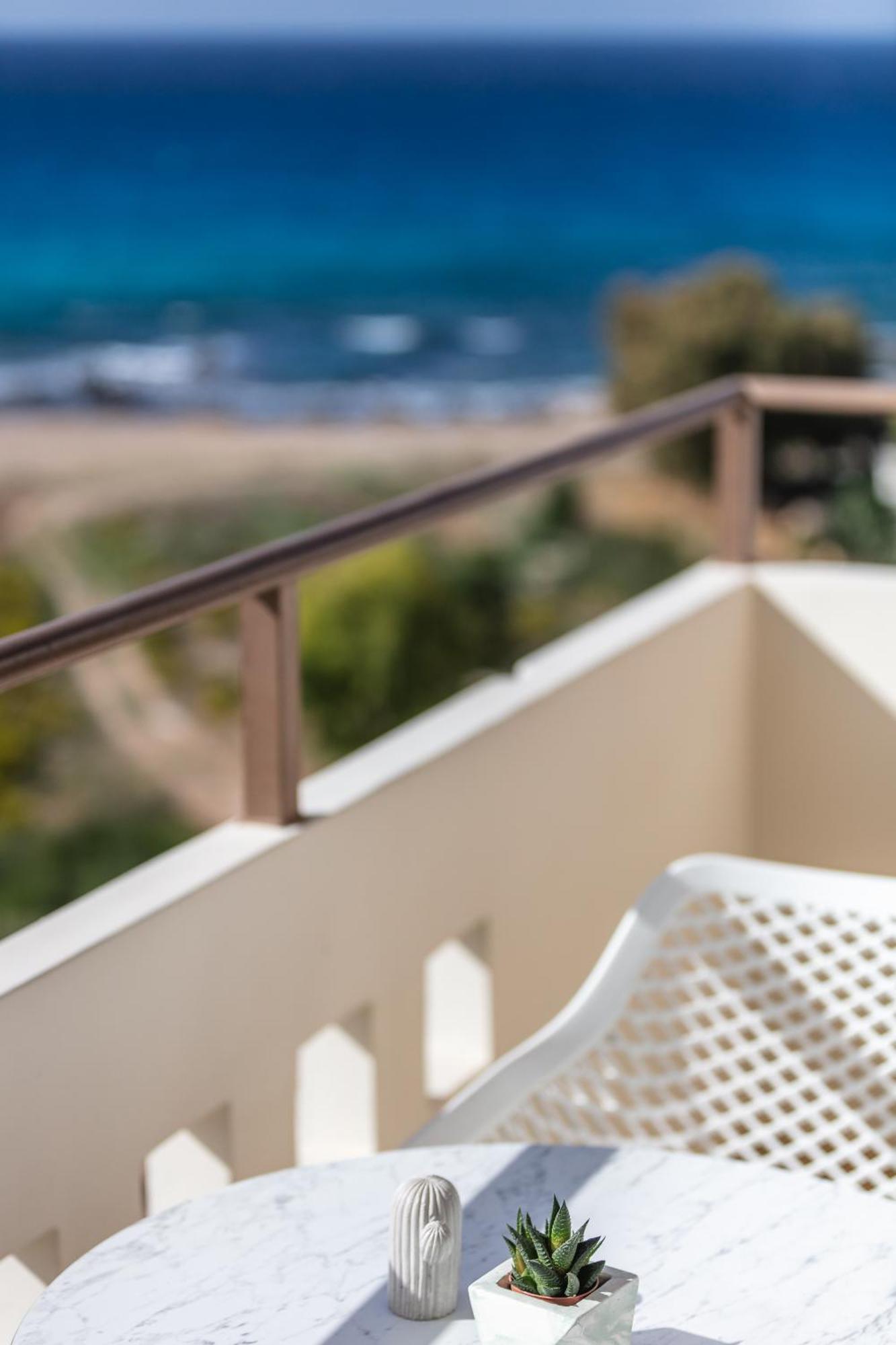 Superior One-Bedroom Apartment Sea View First Floor