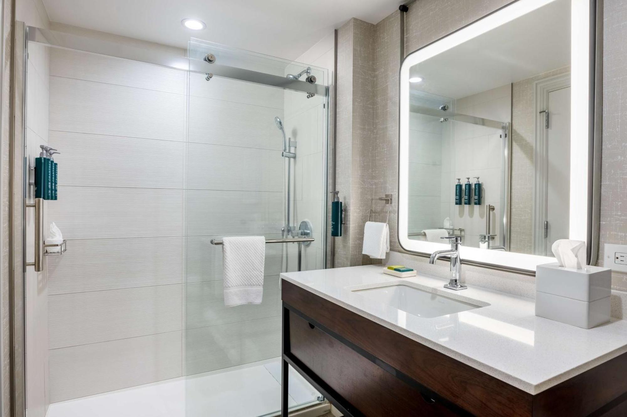 Quarto Premium com Cama King-size e Vista - Último Andar