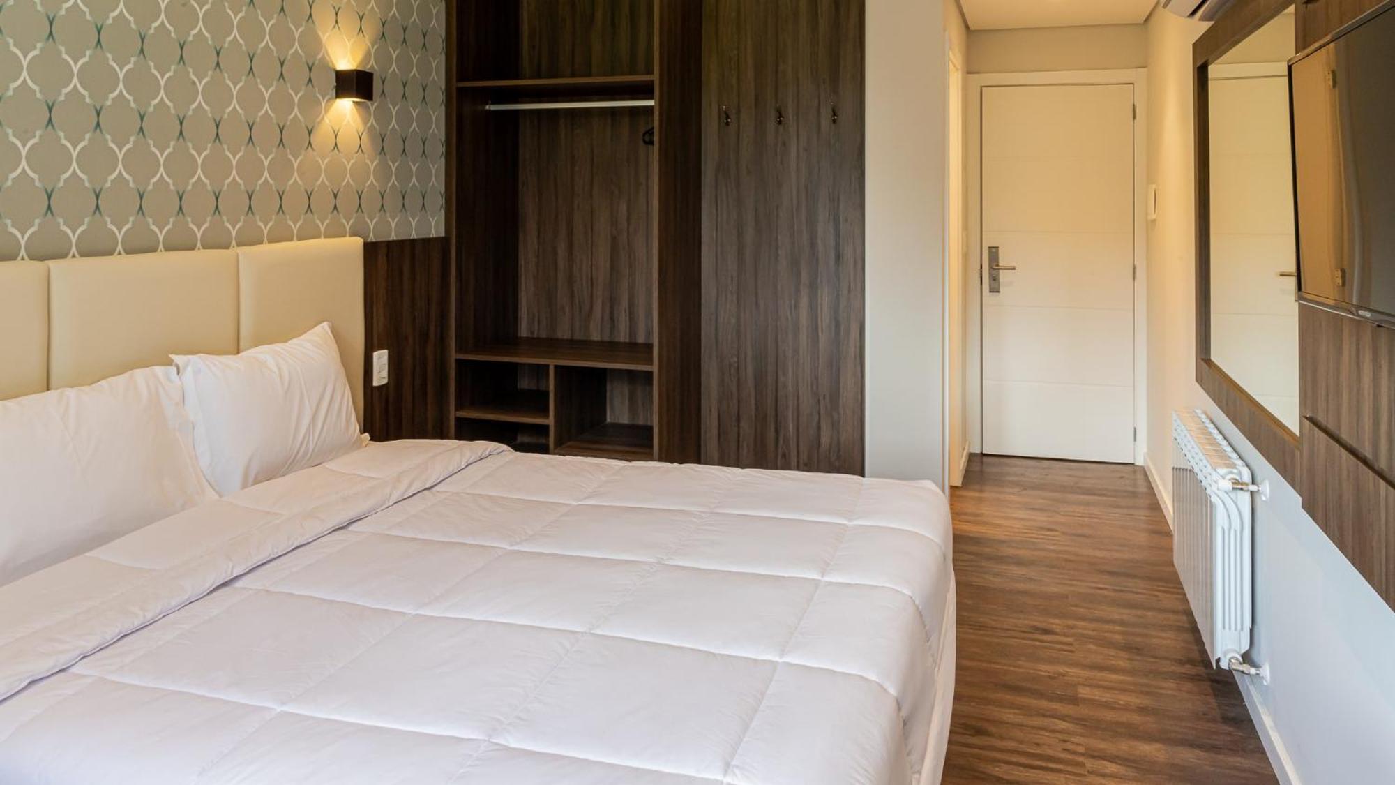 Luxury Triple Room