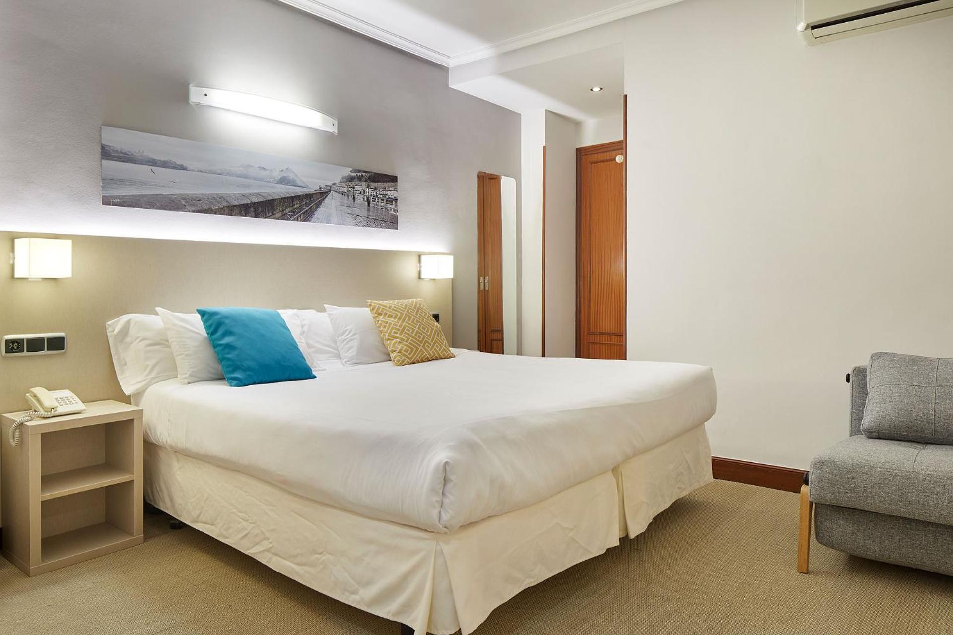 Double or Twin Room Interior Facing