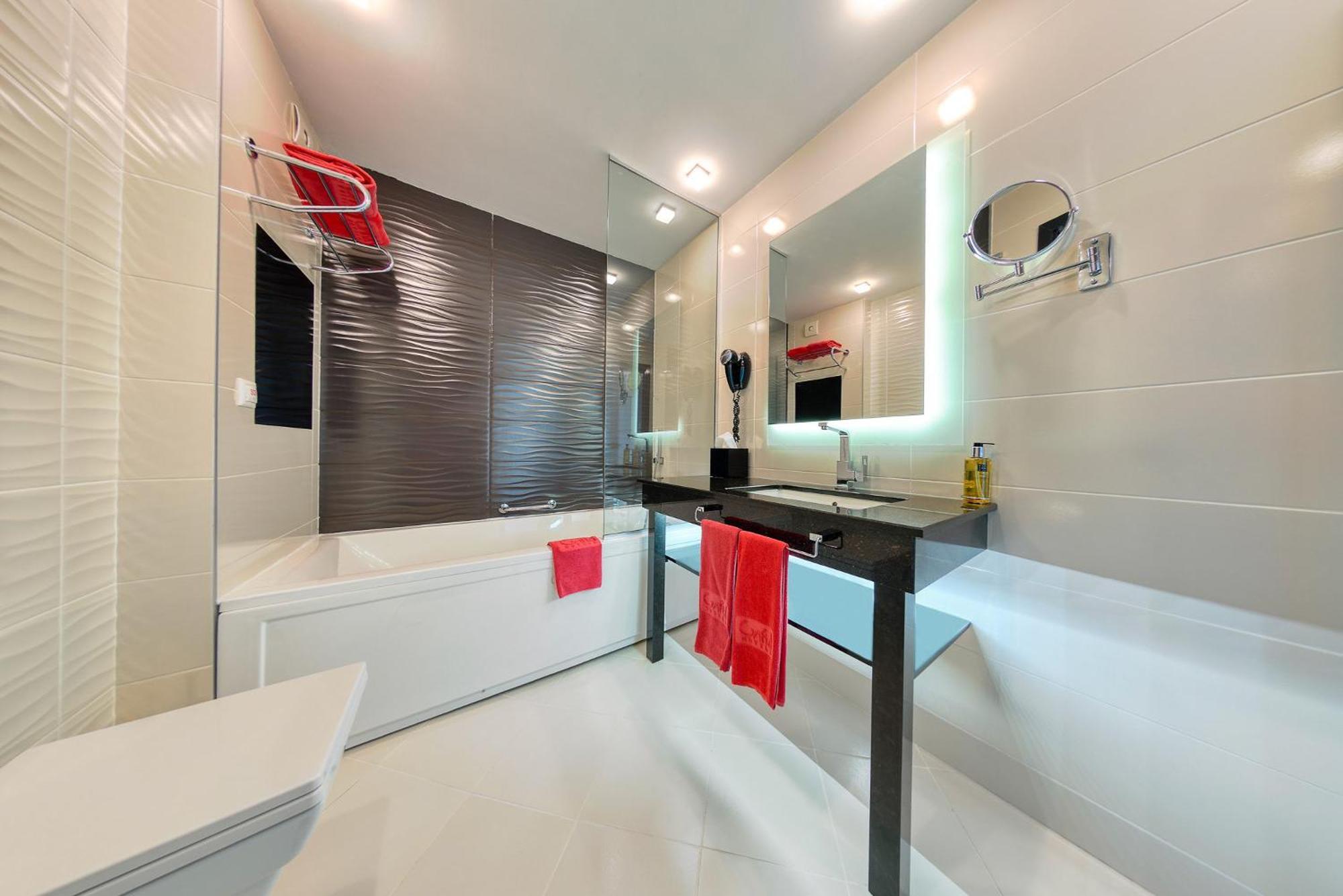 Single Room with Partial Sea View– Premium A la cart & Exclusive Adults only Beach Access