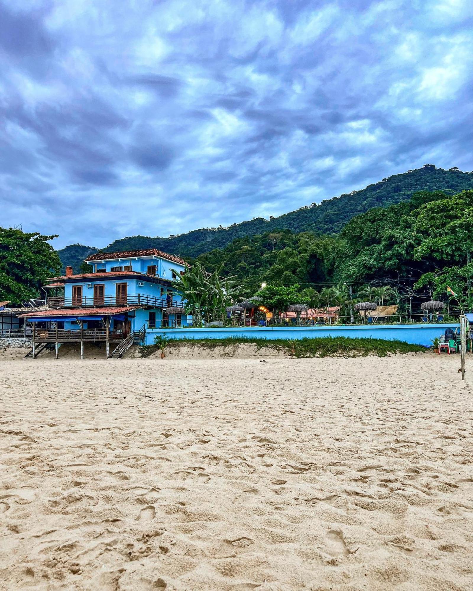 Quarto Triplo Standard com Vista do Mar