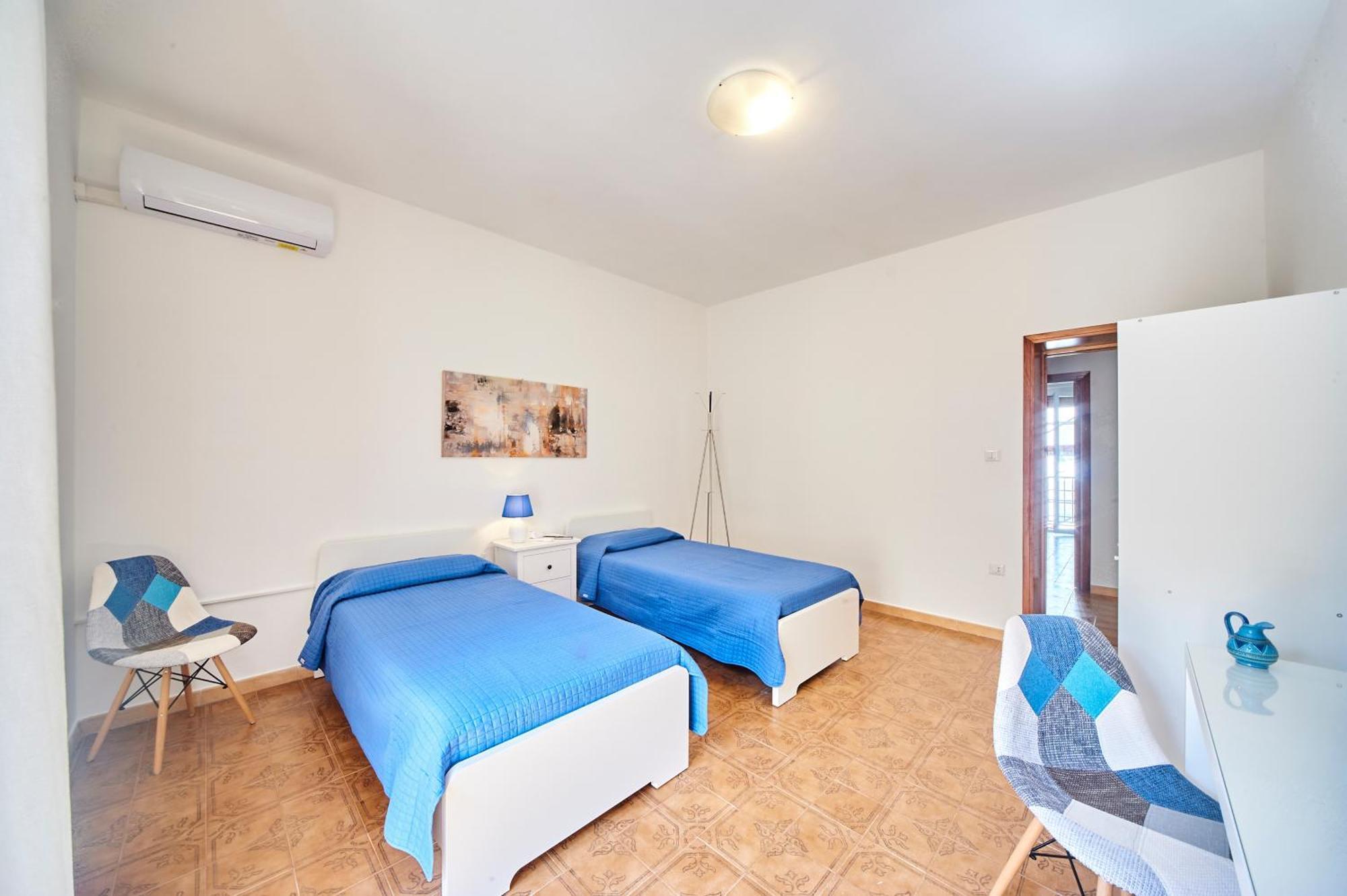 Twin Room with Shared Toilet,1595474717:JPEG