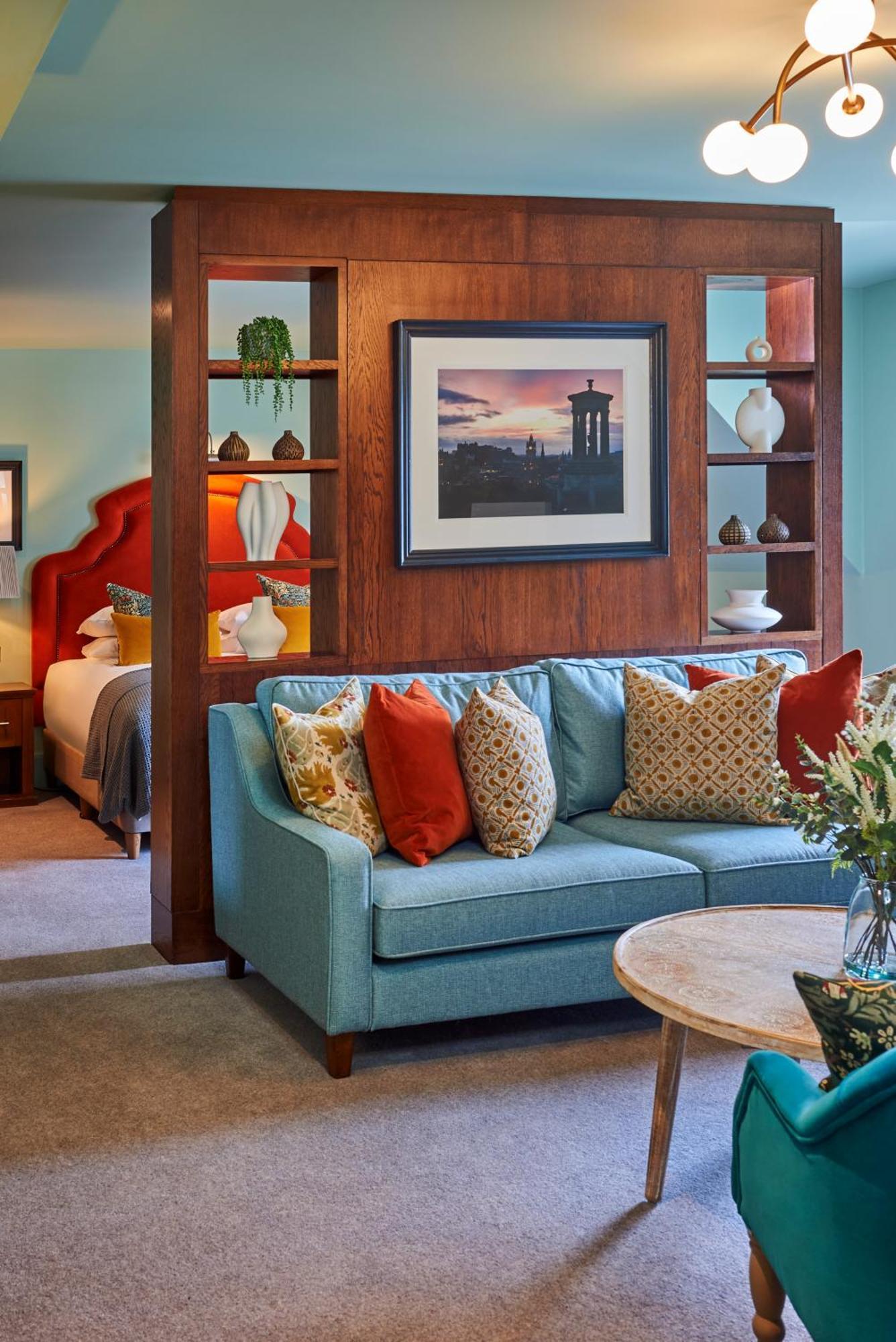 Suite Signature