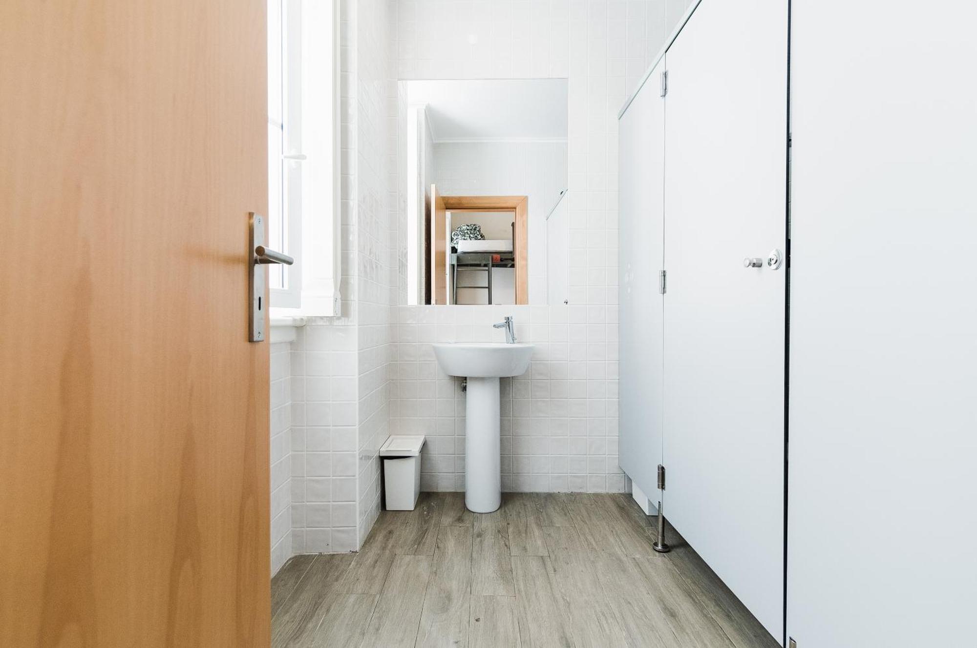 Double Room Private Bathroom