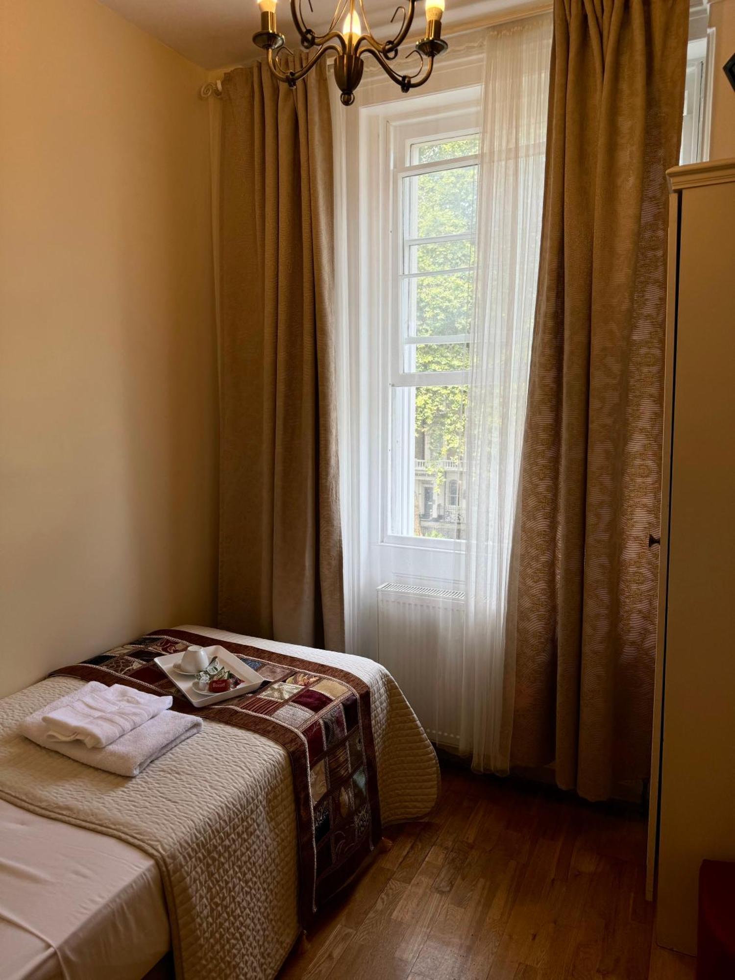Triple Room Balcony
