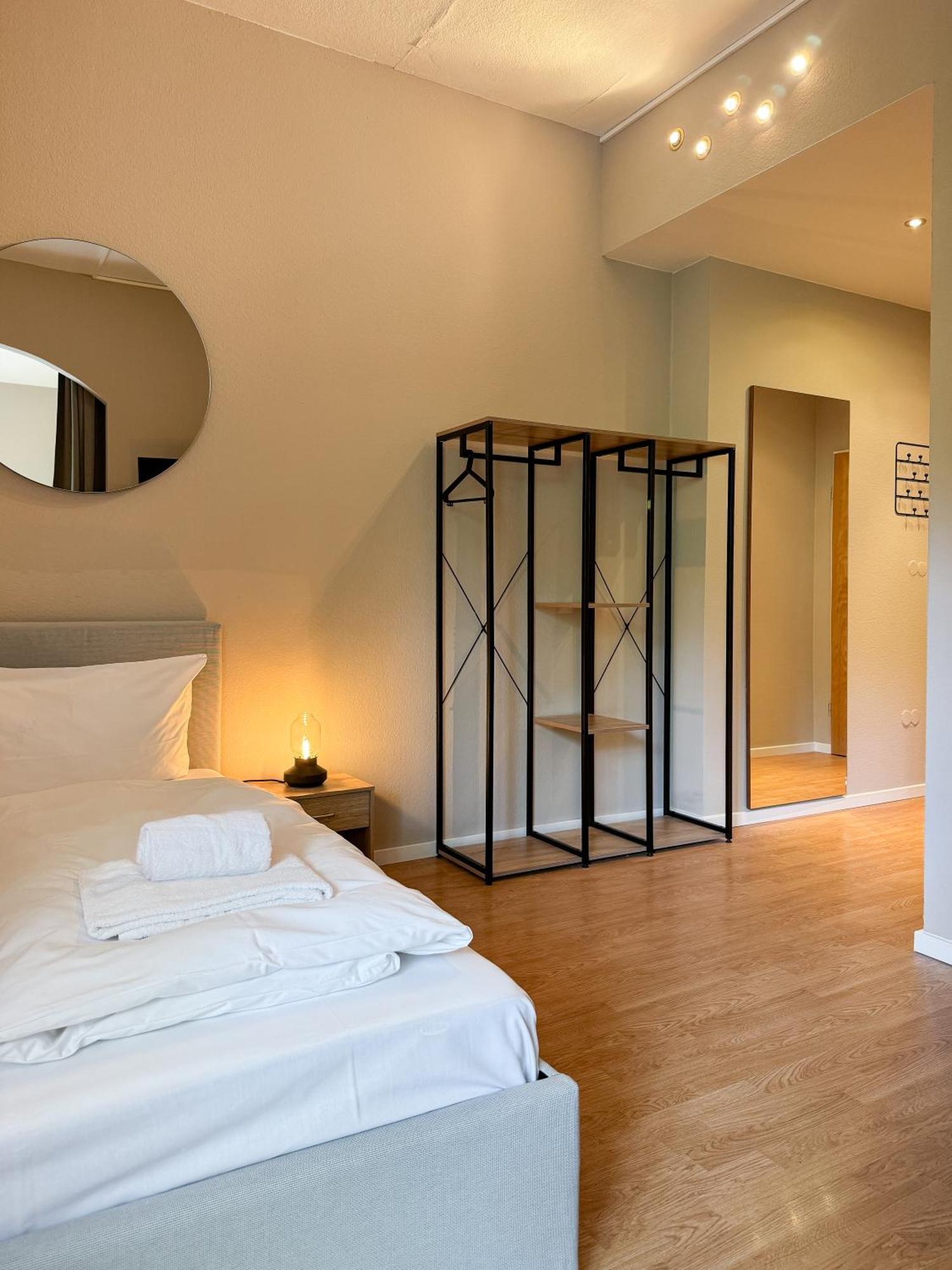 Habitación múltiple con capacidad para 6 personas.